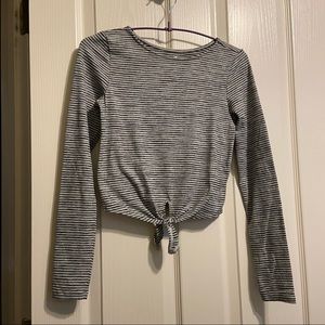 American Eagle Tie-Front Crop Top